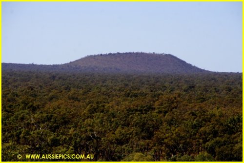 Kalkani crater at Undarra National Park