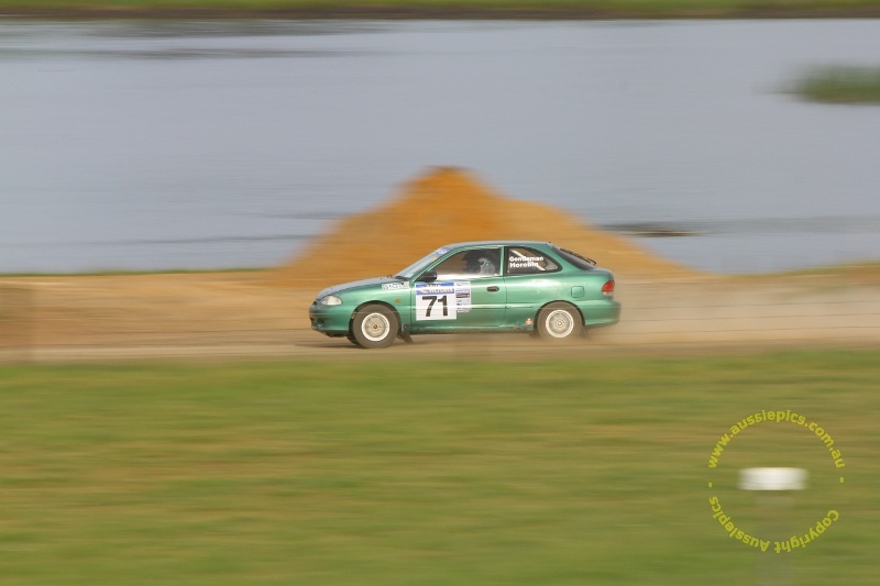 Fro Horobin and Kirrilee : Austrlian Rally Championships at Lardner Park