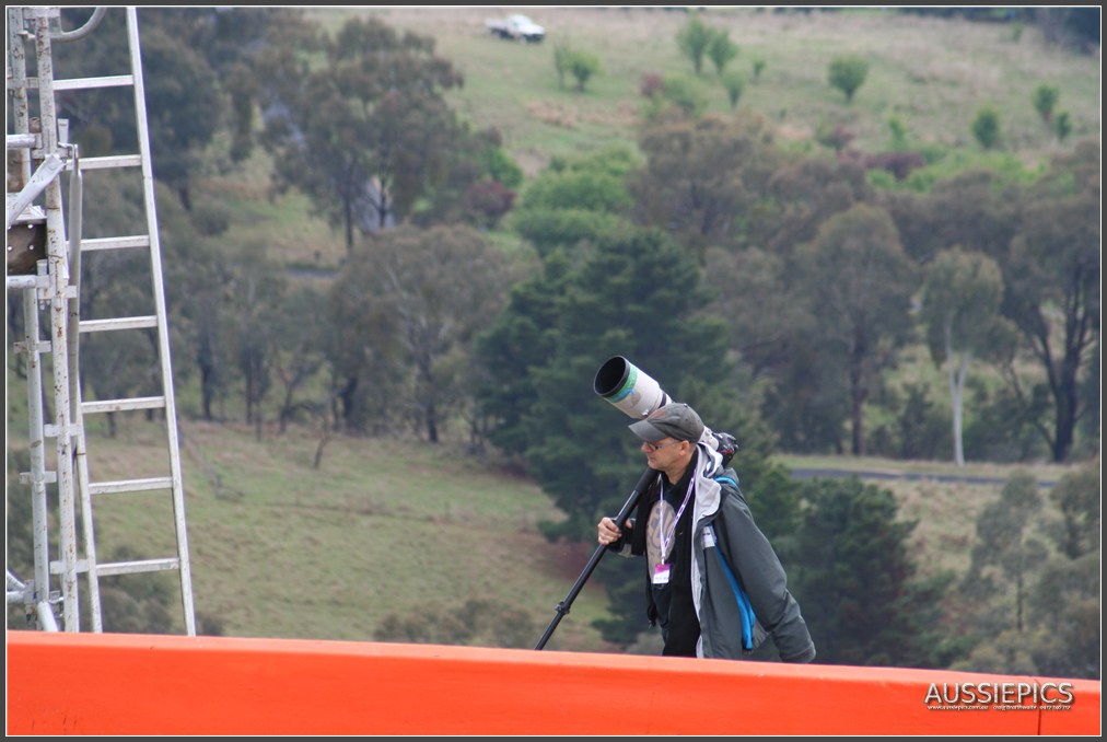 V8 Supercar shots from Bathurst 2011 : Lens envy