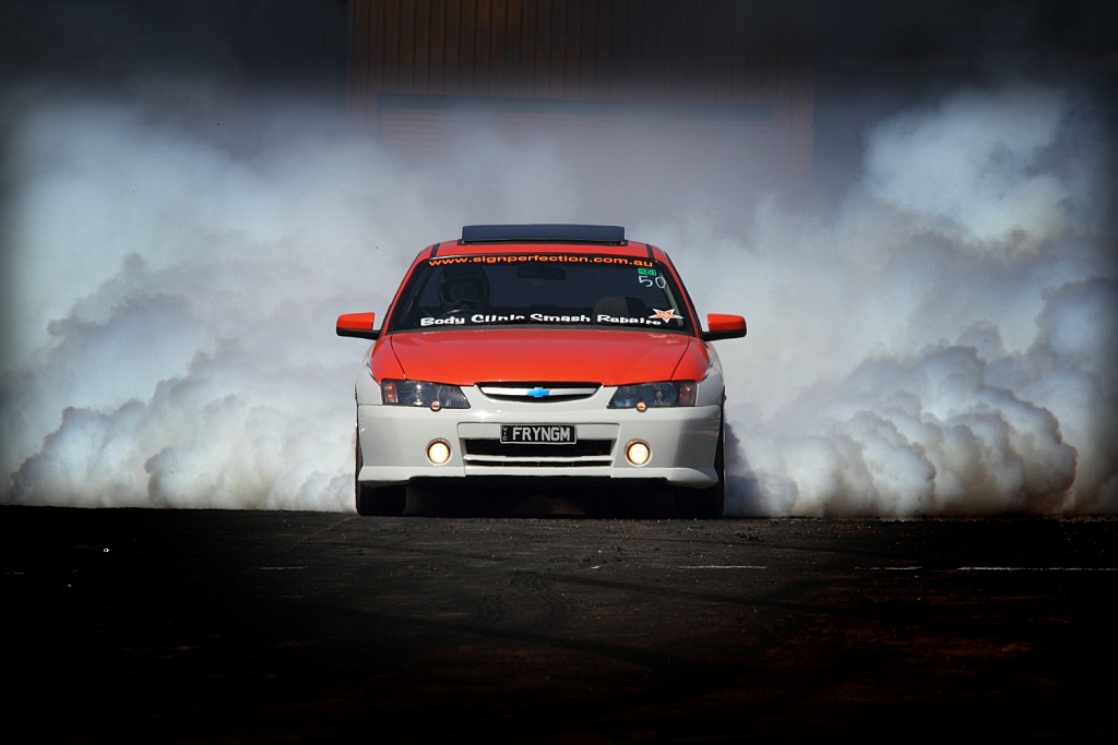 FRYNGM smokes it up at Lardner Park Motorfest 2011 FRYNGM smokes it up at Lardner Park Motorfest 2011